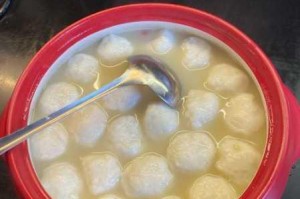 详细介绍妄想山海中鱼丸汤的制作方法以及所需食材和步骤